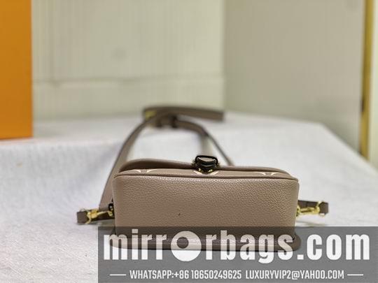 1:1 Louis Vuitton Bags Diane M83300 M45985 19x10.5x6cm ss5