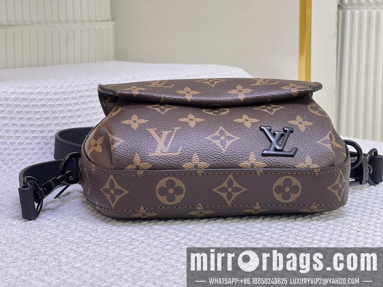 1:1 Louis Vuitton Bags Pilot M83563 20x12x5.5cm ss.