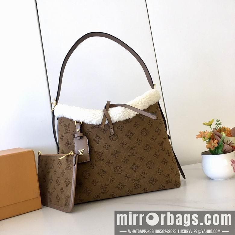 1:1 Louis Vuitton Bags M11843 M46203 29X12X24cm XMY 4colour