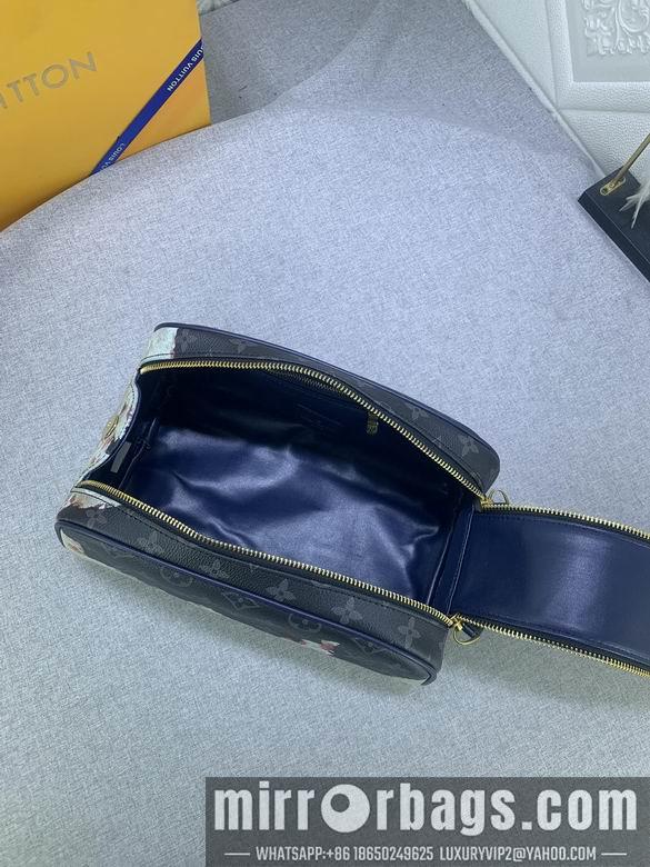 1:1 Louis Vuitton Bags Dopp Kit M82831 28x15x16.5cm ss