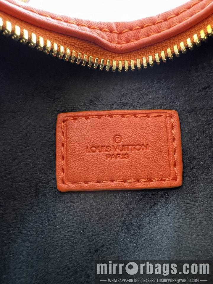 1:1 Louis Vuitton Bags Loop M22591 23x13x6cm ss