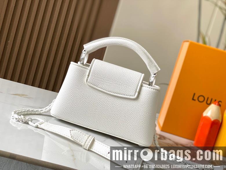 1:1 Louis Vuitton Bags Cap M23947 22x12x8cm ss