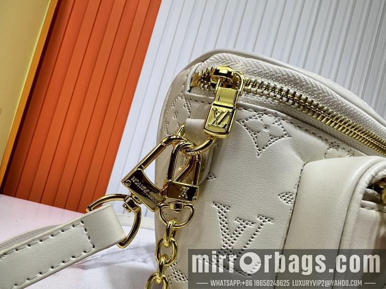 1:1 Louis Vuitton Bags Bumbag M82335 17x12x9.5cm ss2