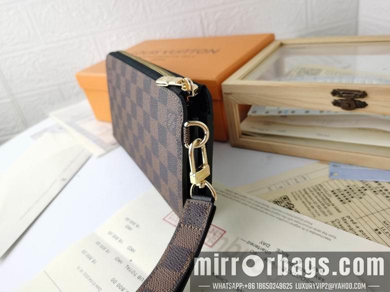 1:1 Louis Vuitton Bags M69037 19X11X3.5cm XMY 3