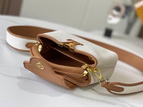1:1 Louis Vuitton Bags Capucines M59872麻布配浅土黄金扣21x14x8cm cs