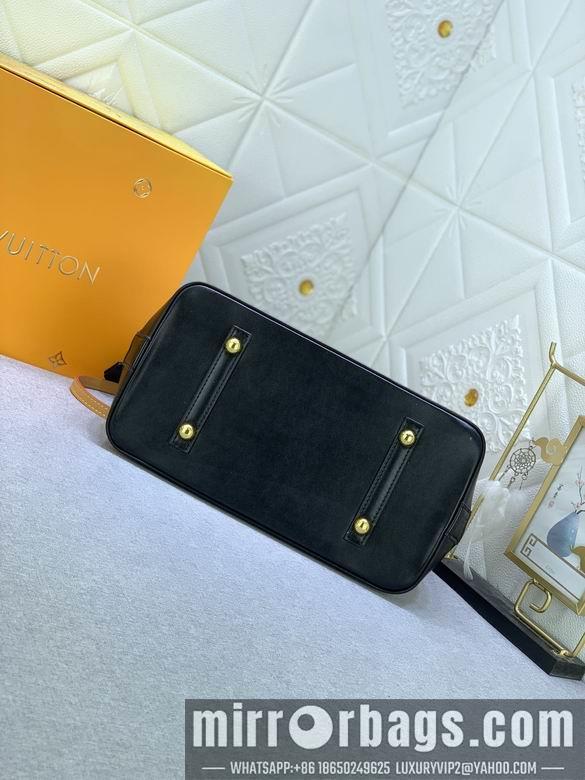 1:1 Louis Vuitton Bags M53151 32X24X16cm YG 2colour