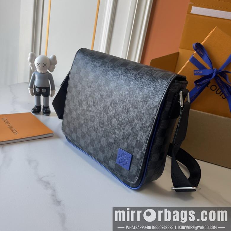1:1 Louis Vuitton Bags District M00085 26x20x7cm ss