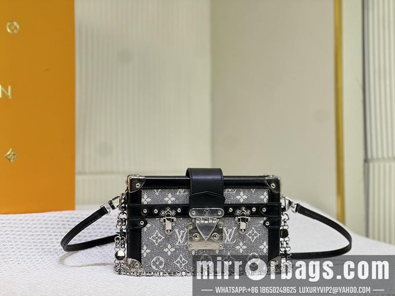 1:1 Louis Vuitton Bags Malle M21462 20x12.5x5cm ss