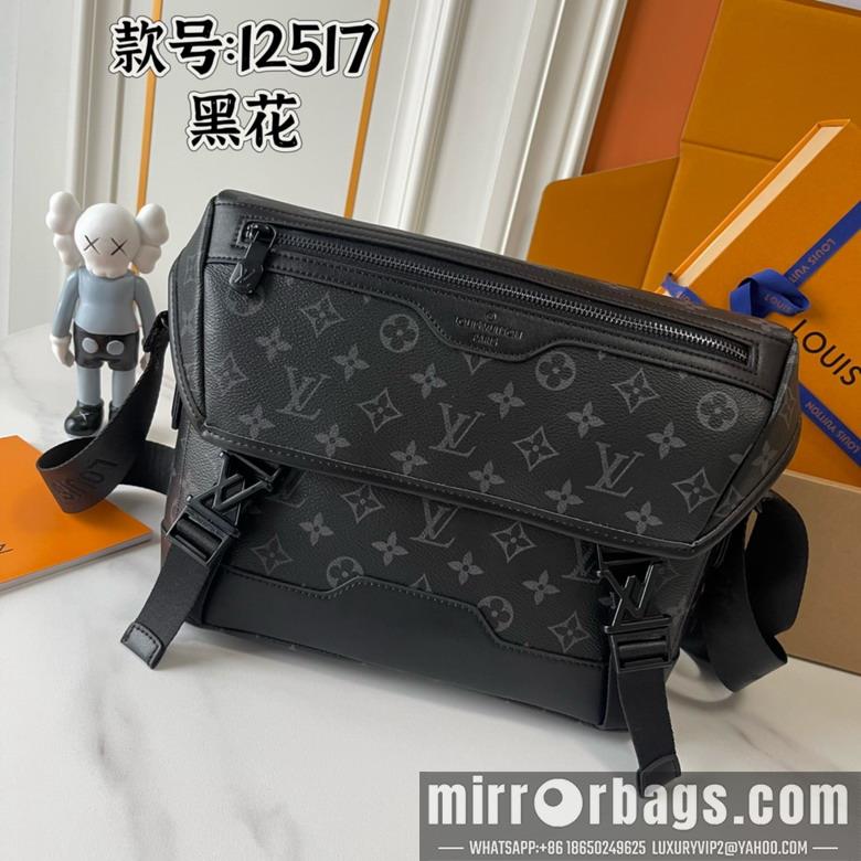 1:1 Louis Vuitton Bags Voyager M12517 33x22.5x11cm ss