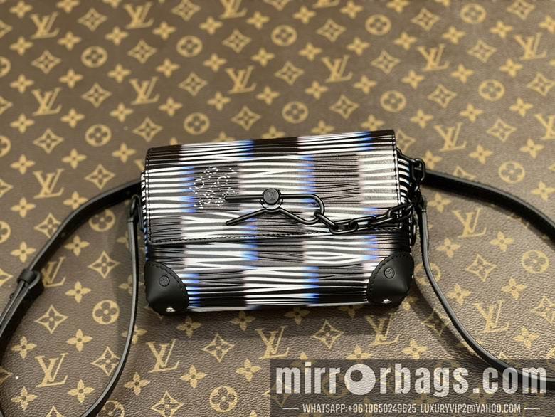 1:1 Louis Vuitton Bags M82819 18X11X6.5cm XM