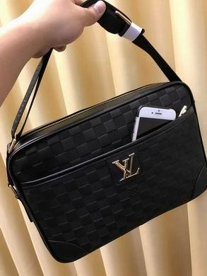 1:1 Louis Vuitton Bags 964-3 33X23X7cm WP
