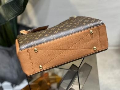 1:1 Louis Vuitton Bags M43772 36X26X13cm XM 4colour