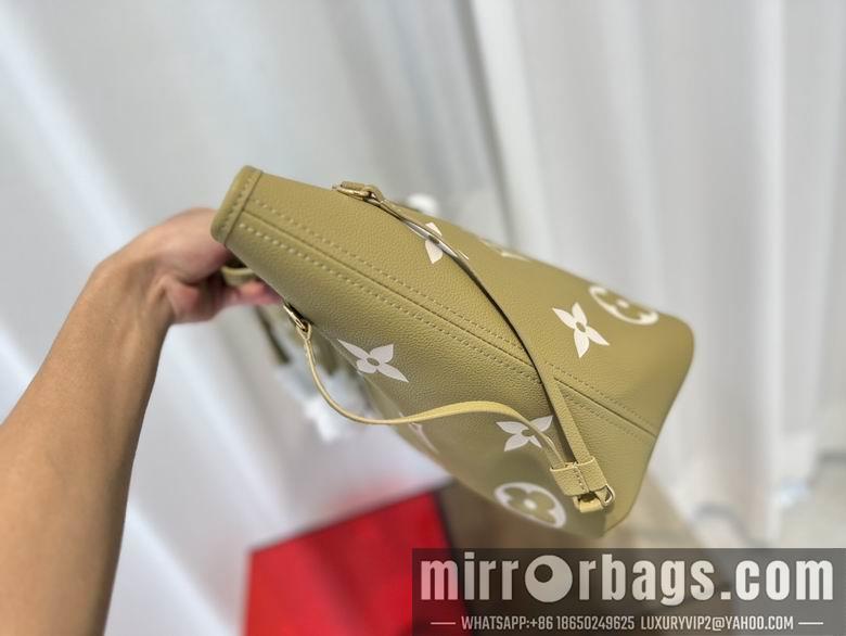 1:1 Louis Vuitton Bags M46649 31X28X14cm