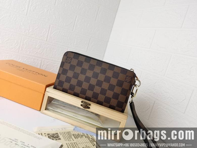 1:1 Louis Vuitton Bags M69037 19X11X3.5cm XMY 3