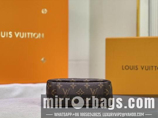 1:1 Louis Vuitton Bags Pllas M61254 mini16x11x7cm cs