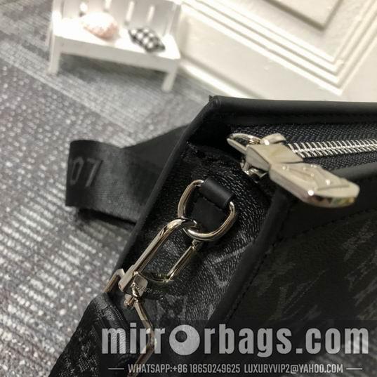 1:1 Louis Vuitton Bags Pochette Voyage M81115 22x14.5x4.5cm cs
