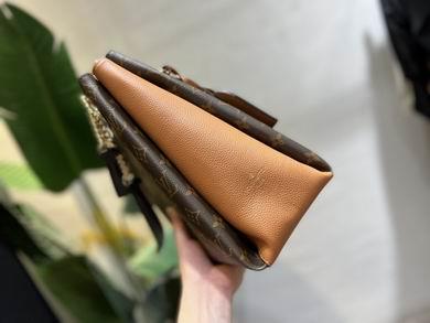 1:1 Louis Vuitton Bags M43772 36X26X13cm XM 4colour