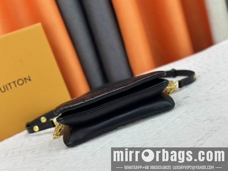 1:1 Louis Vuitton Bags M83359 21X11X8cm XMY