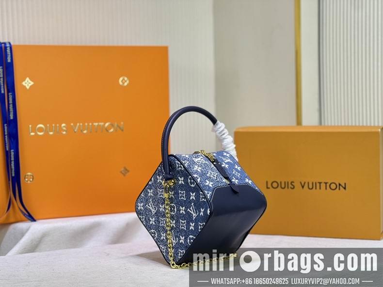1:1 Louis Vuitton Bags Square bag M59611 16x16x16 cm cs