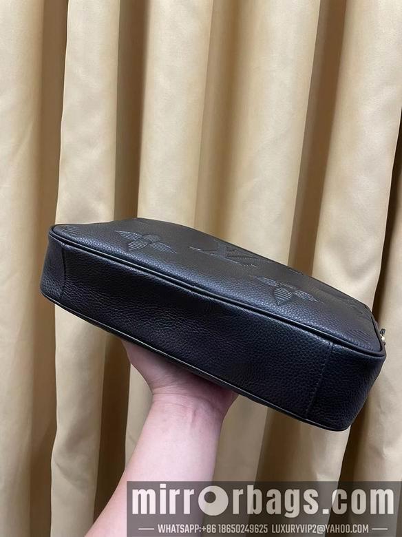 1:1 Louis Vuitton Bags 997-4 32X22X7cm WP 2colour