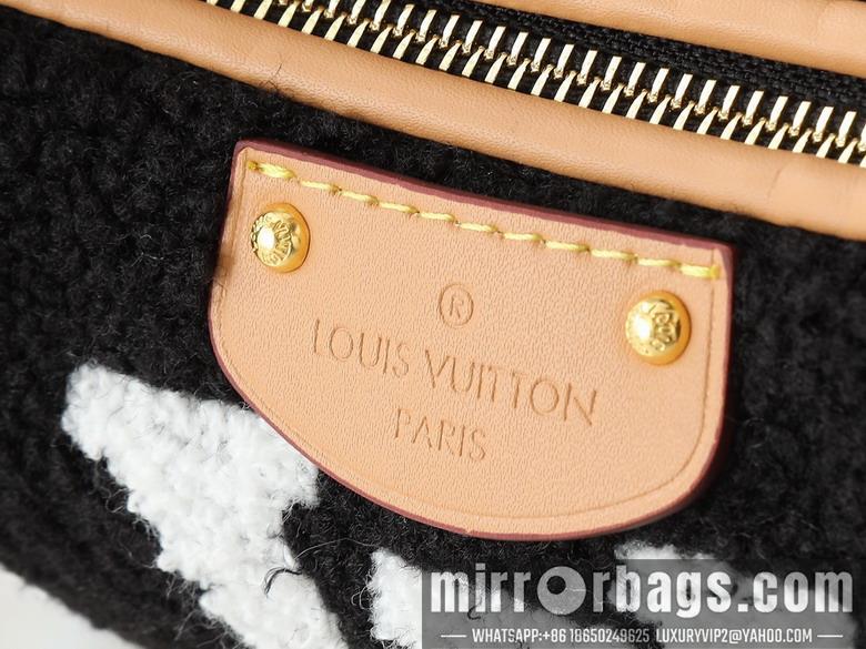 1:1 Louis Vuitton Bags Hills Pochette M11920 18.5x11x6.5cm ss