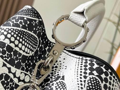 1:1 Louis Vuitton Bags Capucines M21705 31.5x20x11cm ss