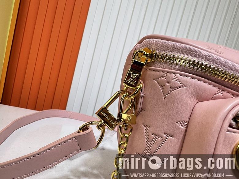 1:1 Louis Vuitton Bags Bumbag M82335 17x12x9.5cm ss