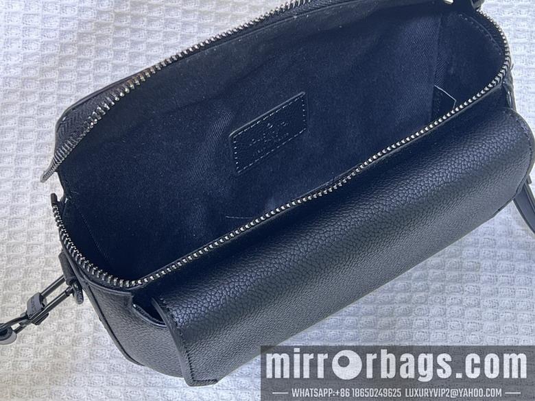 1:1 Louis Vuitton Bags Pilot M83563 20x12x5.5cm ss