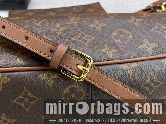 1:1 Louis Vuitton Bags M40352 46x30x13cm zy