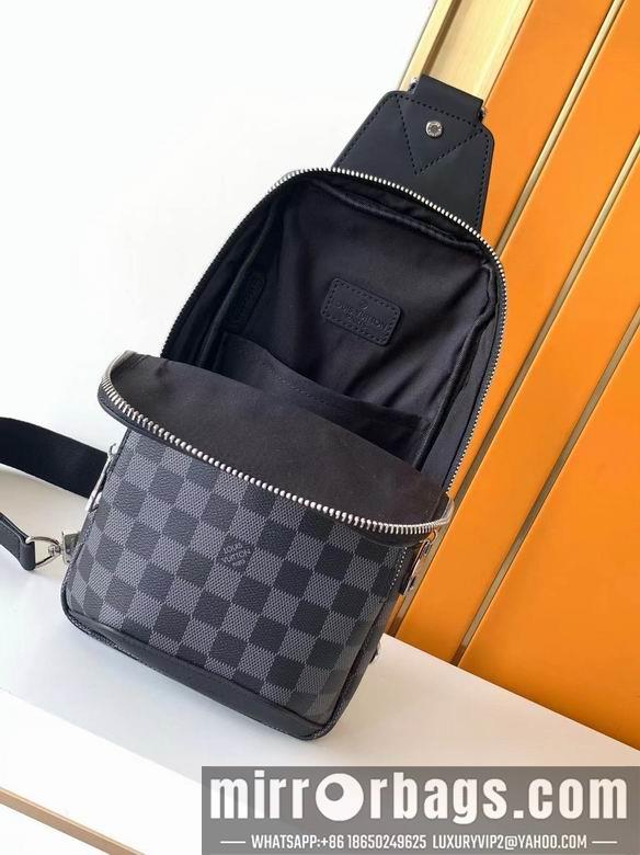 1:1 Louis Vuitton Bags 432 18X31X5cm WP 3colour