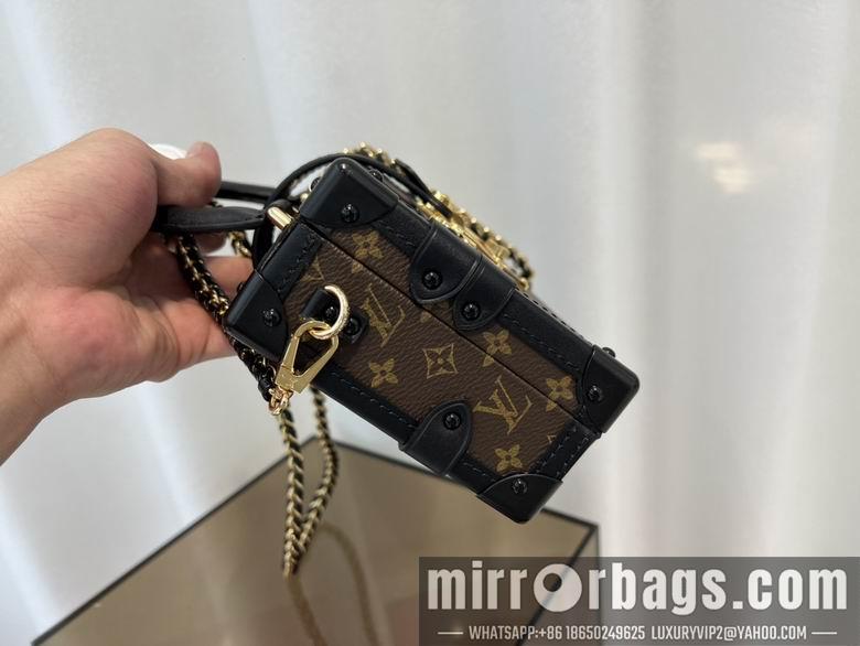 1:1 Louis Vuitton Bags M46755 20X12.5X6cm XM
