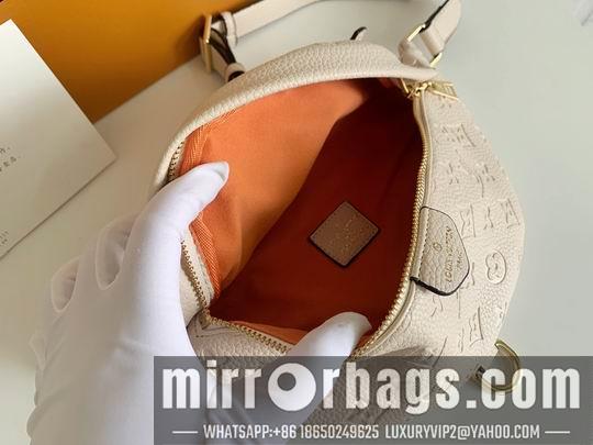 1:1 Louis Vuitton Bags Bumbag M44812 43644 37x14x13cm zy