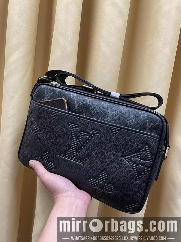 1:1 Louis Vuitton Bags 997-4 32X22X7cm WP 2colour