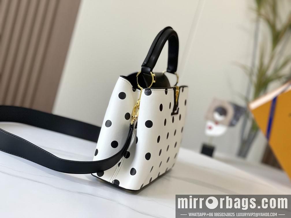 1:1 Louis Vuitton Bags Capucines M20373波尔卡圆点27x18x9cm cs