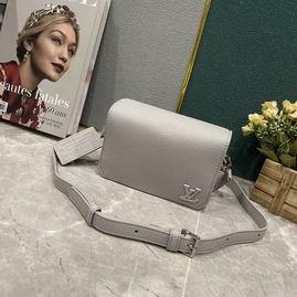 1:1 Louis Vuitton Bags Aerogram M82085 M82086 17.3x12x7cm ss1