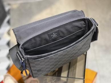1:1 Louis Vuitton Bags M42710 26X20X7cm XM