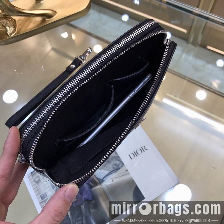 1:1 Louis Vuitton Bags 68015-5L 24X15X5cm XM