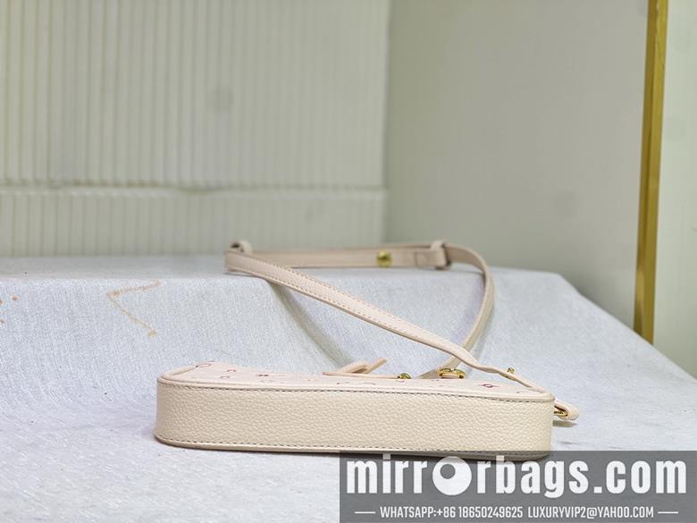1:1 Louis Vuitton Bags Easy M83448 19x11.5x3cm ss