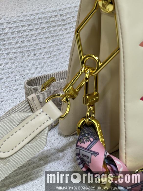 1:1 Louis Vuitton Bags Coussin M21773 26x20x12cm ss.
