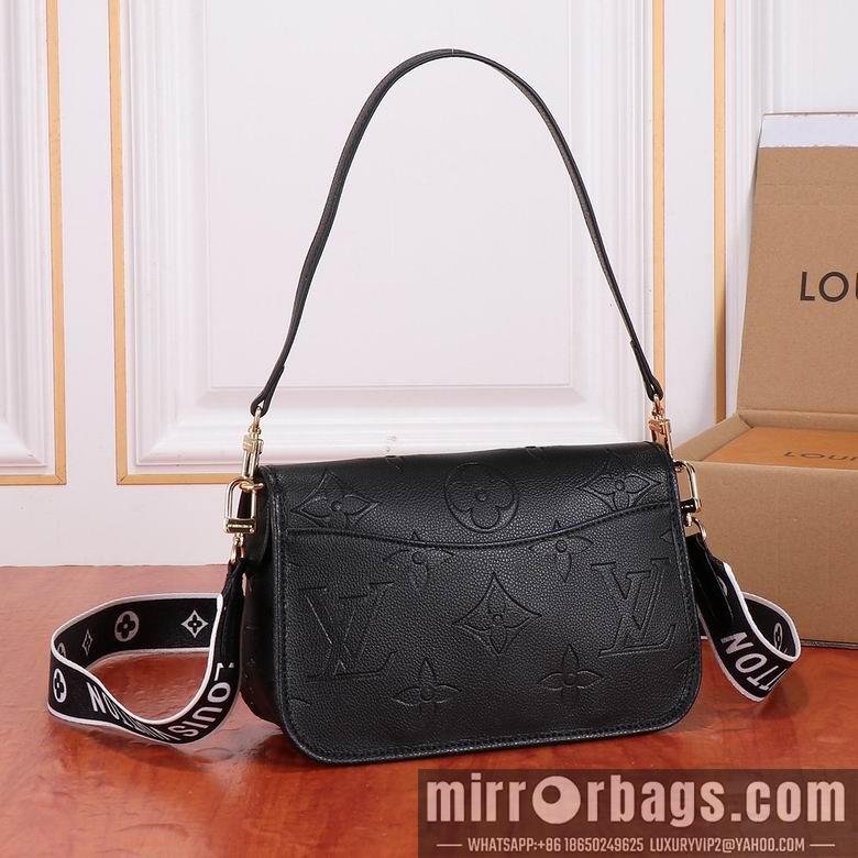 1:1 Louis Vuitton Bags Diane M46386黑M46388白 25x9x15cm ww