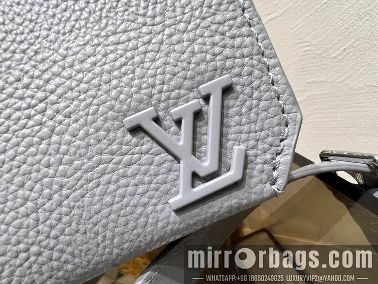 1:1 Louis Vuitton Bags M82085 17X12X7cm YG 4colour