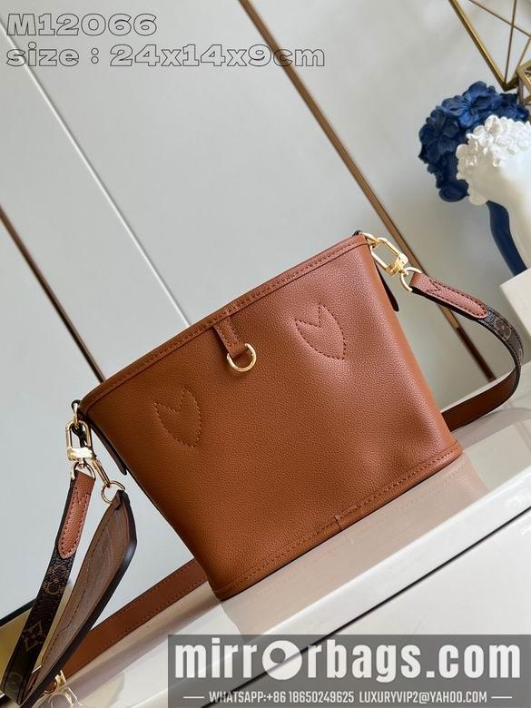 1:1 Louis Vuitton Bags M12066 24X14X9cm DN
