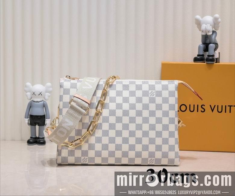 1:1 Louis Vuitton Bags Coussin M57792 30cm YG 4colour