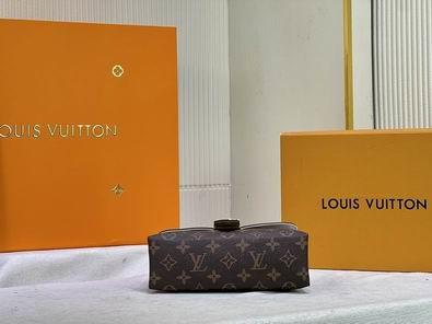 1:1 Louis Vuitton Bags M43577 21x16x8 cm cs