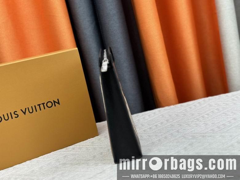 1:1 Louis Vuitton Bags M61692 26X20X5cm XM 5