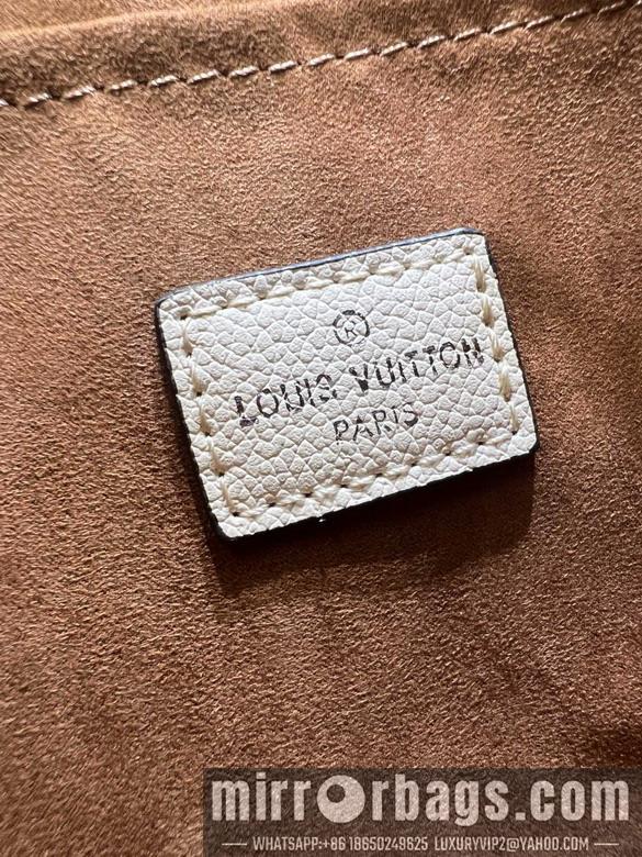 1:1 Louis Vuitton Bags CarryAll M24255 29x18x13cm ss1