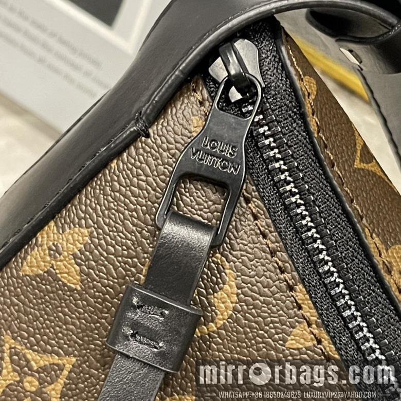 1:1 Louis Vuitton Bags Moon 24.5x16x4.5cm ww4