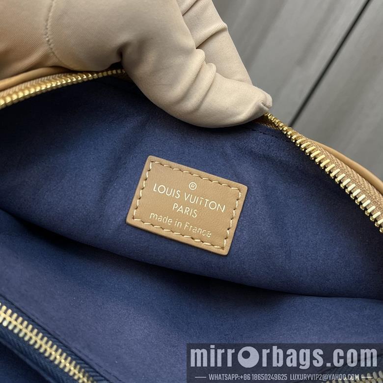 1:1 Louis Vuitton Bags M55926 20X16X12cm XM