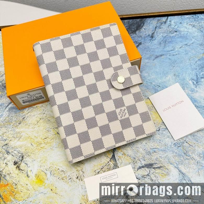 1:1 Louis Vuitton Bags M20004 14X18cm ZC 2