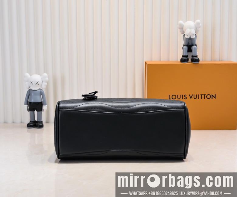 1:1 Louis Vuitton Bags M51497 32x22x13cm ss
